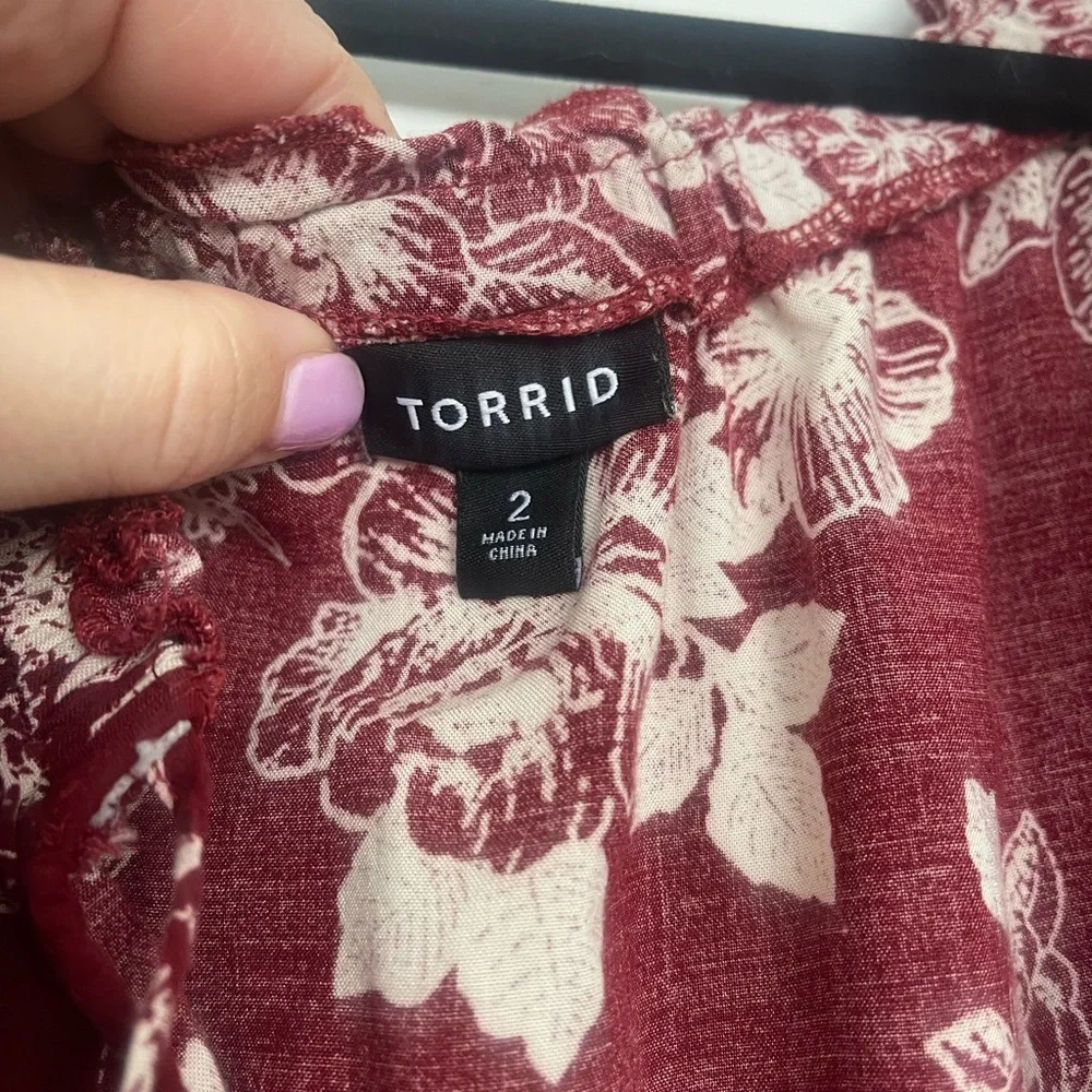 Torrid Burgundy Floral Maxi Dress Sleeveless Tie Neck Size 2 - Picture 7 of 10